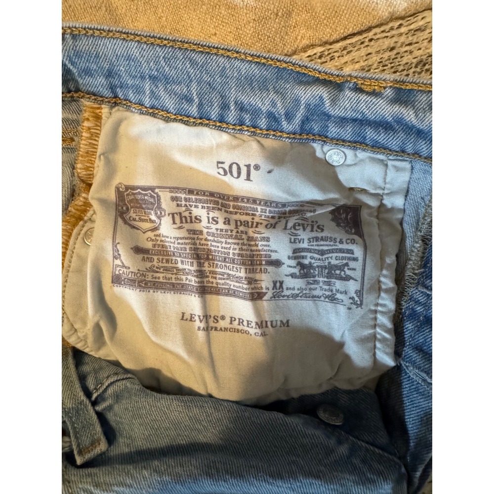 Levis Premium 501 Original Fit Jeans Light Wash Straight Leg W29 L30 - Picture 5 of 7